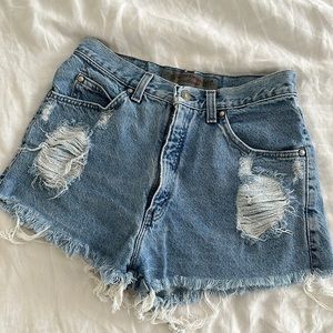 Levi’s high waisted shorts